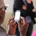 Technik für Senioren: Wie moderne Geräte den Alltag erleichtern